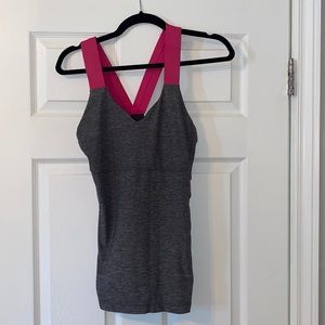 Lululemon Workout tank top, size 6 fits like a medium with a built in bra